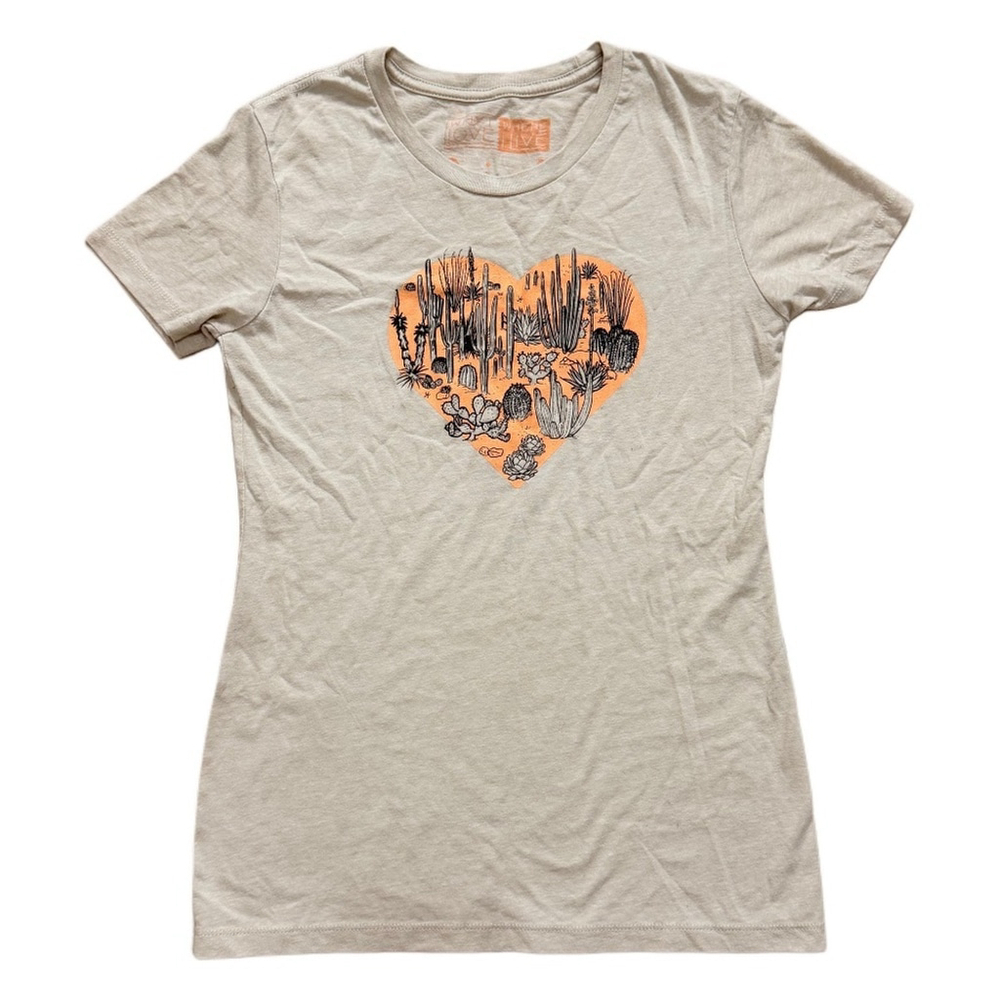 Why I Love Where I Live Graphic Tee | Desert Heart Cactus Shirt – Medium